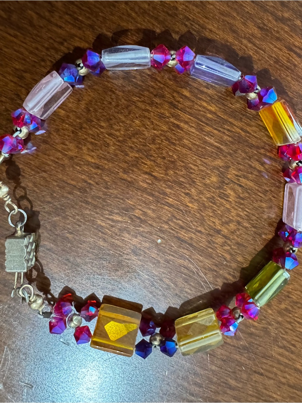 Source Unknown Multicolor Glass and Crystal Bead Bracelet with Pink Accents